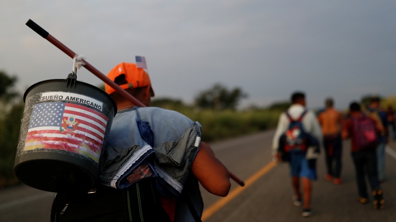 CNBC: желание Трампа остановить караван мигрантов обойдётся США в сотни миллионов