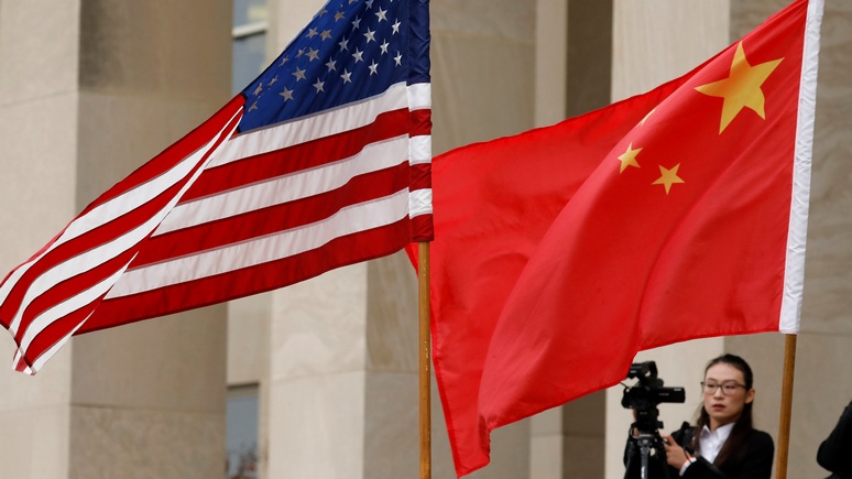New York Times: противостояние США и Китая вынуждает страны выбирать, на чьей они стороне