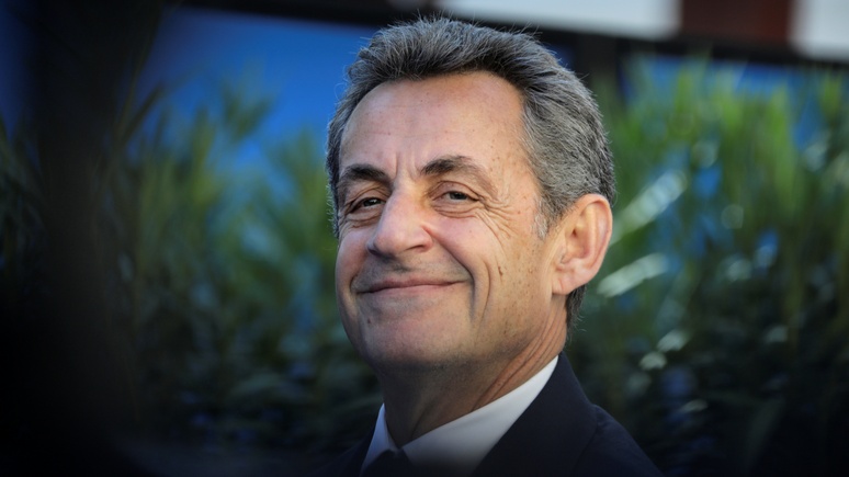 Le Parisien: кризис во Франции заставил Саркози подумать о возвращении в политику