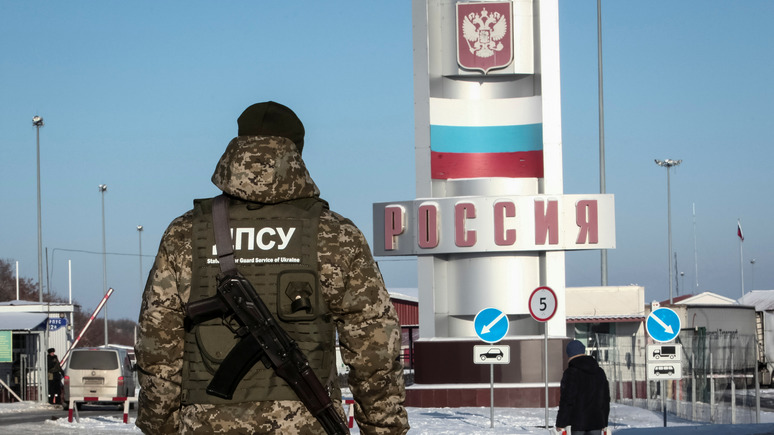 Вести: украинца задержали на границе с Россией с миллионом рублей в ботинках