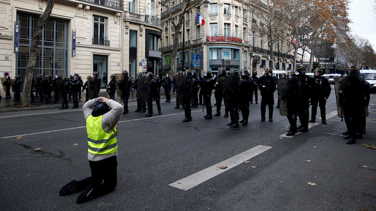 L’Obs: Власти Парижа готовятся к новому удару «жёлтой стихии»