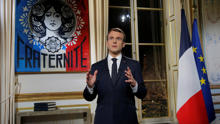 Libération: новогоднее обращение Макрона стало попыткой перейти в контрнаступление