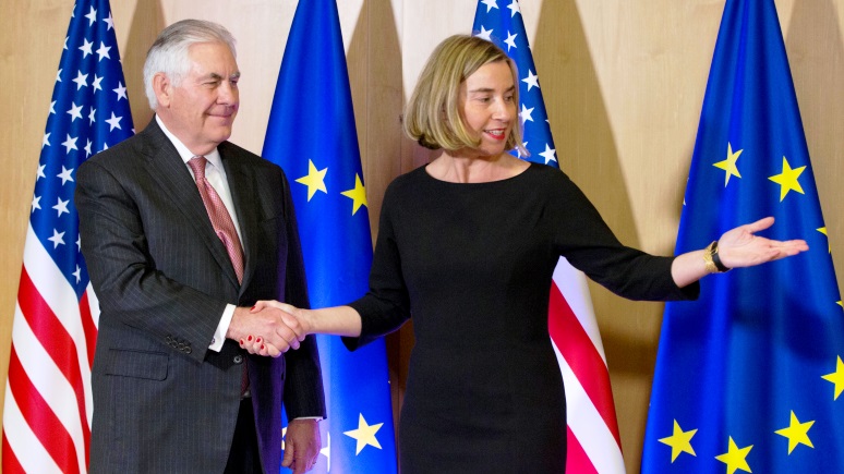 CdS: Европе лучше быть в тени американского лидерства, чем оказаться в тени России