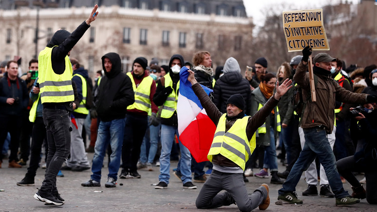Le Figaro: движение «жёлтых жилетов» приносит выгоду RT France