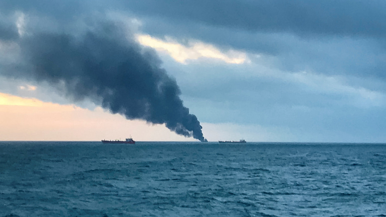 NYT: взрыв на танкерах неподалёку от Керченского пролива унёс не менее 11 жизней