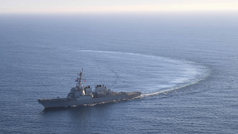 S&S: американский эсминец прибыл в Батуми ради защиты безопасности в Чёрном море 