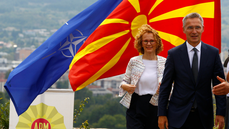 Bloomberg: переименование Македонии позволит НАТО закрепиться на Балканах