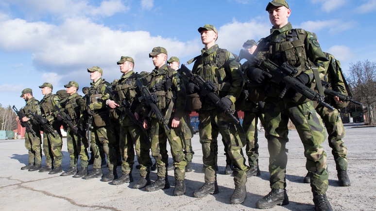 Daily Telegraph: новобранцев в Швеции учат отражать российское вторжение