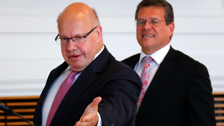 Welt: министр экономики ФРГ осудил критиков «Северного потока — 2»