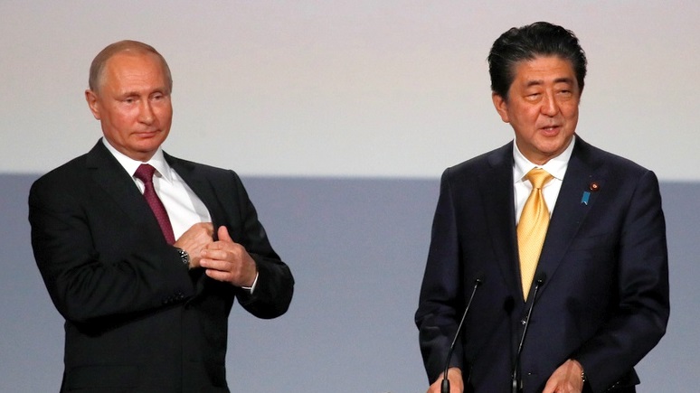 Японский профессор: Путин дразнит Токио «запахом жареного угря» на переговорах по Курилам