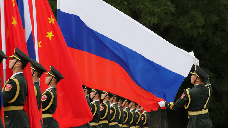 Bloomberg: расцвет «оси Москва-Пекин» грозит увяданием американской гегемонии