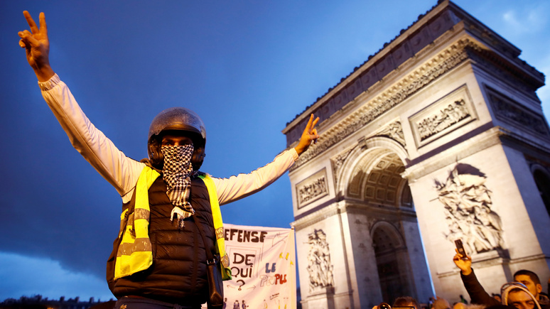 Le Figaro: пришло время сказать жёлтым жилетам «Хватит!»