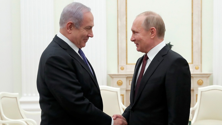 Independent: в основе союза Нетаньяху и Путина не только геополитика, но и личная химия