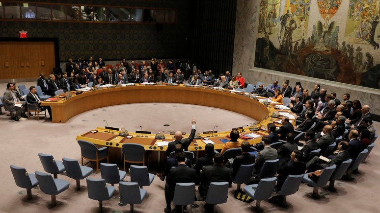 NYT: в Совбезе ООН предложили две резолюции по Венесуэле, но ни одной не приняли