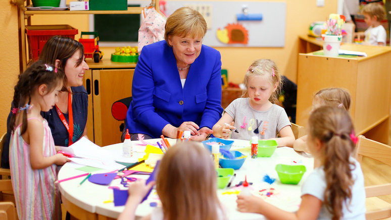 Handelsblatt: Европа окажется за «детским столом» мировой политики, если за себя не постоит