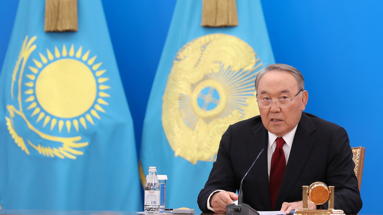 Guardian: Назарбаев оставил пост президента, обеспечив себе безопасное место в правительстве