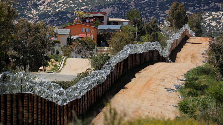 USA Today: Трамп пригрозил закрыть на следующей неделе границу с Мексикой