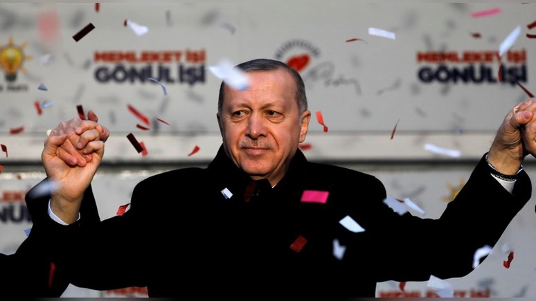 Hürriyet: Эрдоган пообещал решить сирийский вопрос на месте, а не за столом переговоров