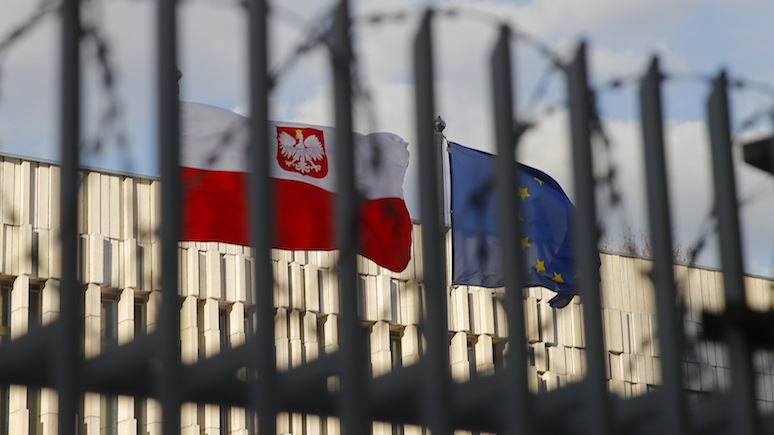 Wyborcza: Россия не осталась в долгу и выдворила польского вице-консула в Иркутске