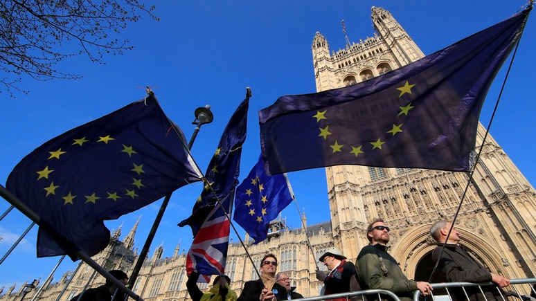 Welt: отсрочка брексита обойдётся Европарламенту в €21 млн на зарплаты британским депутатам