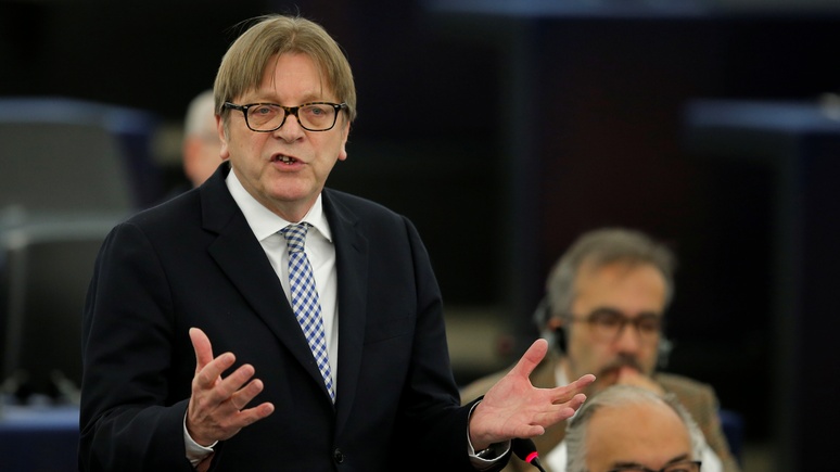 FAZ: лидер европейских либералов усомнился в способности Евросоюза «остановить русских»