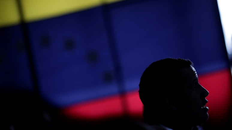 Bloomberg советует США сменить подход к венесуэльскому кризису — быть «поумнее»