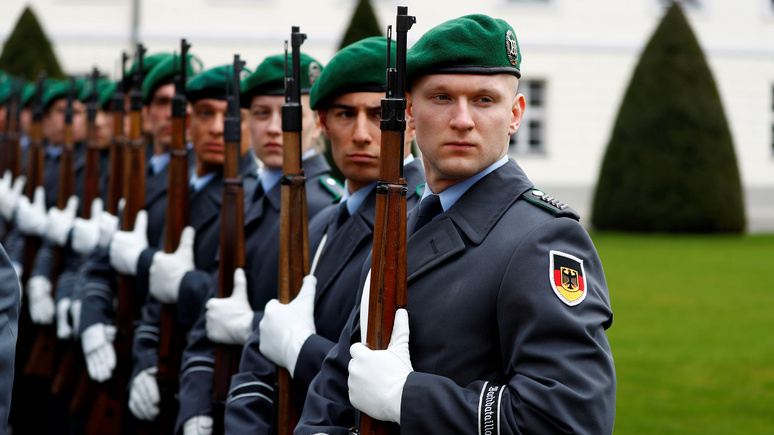 DLF: в Литве защиту бундесвера от «врага» ценят больше, чем на его родине