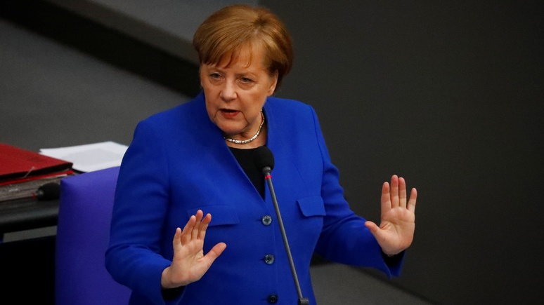 Welt: Меркель развенчала слухи о переходе на новый пост в ЕС — политика ей надоела