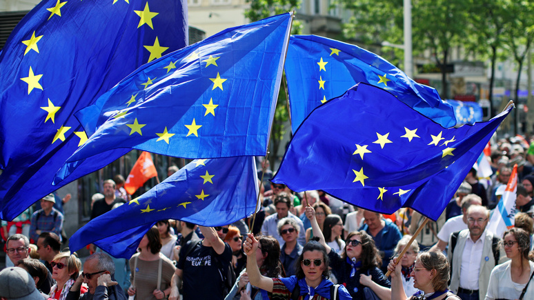 Politico: замах евроскептиков оказался куда страшнее их удара