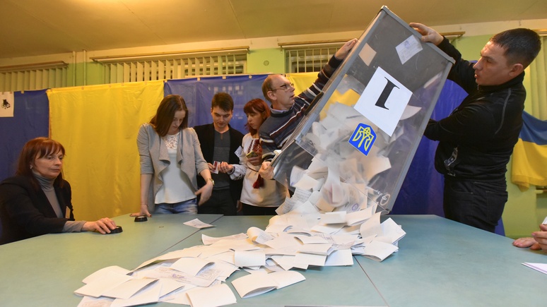 RFI: Зеленский любит референдумы, но помириться с Россией они ему не помогут