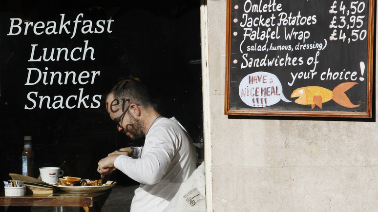 Wall Street Journal: выход без сделки испортит британцам завтрак