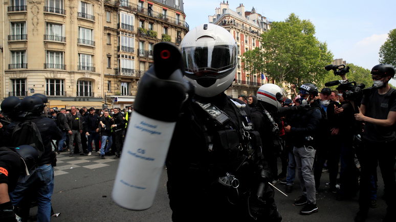 Le Рarisien: власти покрывают полицейский произвол в отношении «жёлтых жилетов»