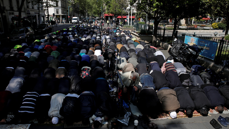 Le Figaro: парламентарии бьют тревогу — радикальный ислам проник во французские госучреждения