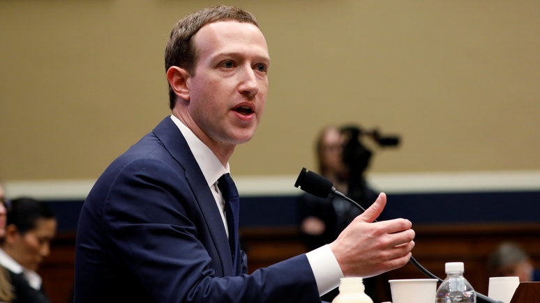 Kronen Zeitung: Цукерберг признался, что Facebook не в состоянии бороться с «российским вмешательством»