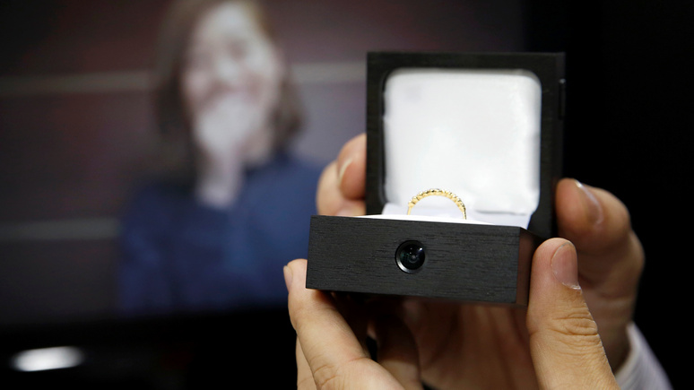 Times: «выходи за него или я буду стрелять» — в России набирают популярность экстремальные предложения руки и сердца 