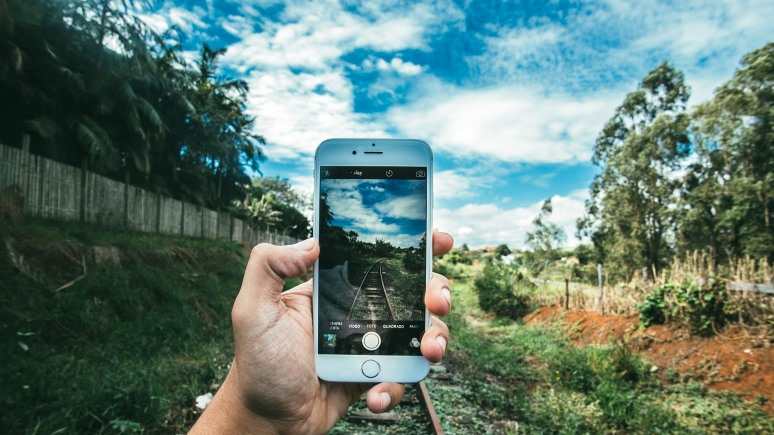 Wired: смартфоны помогают спасти планету, если использовать их разумно