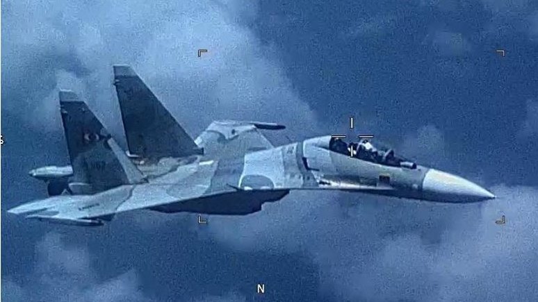 DM: США обвинили Су-30 Венесуэлы в «агрессивном преследовании» американского самолёта  