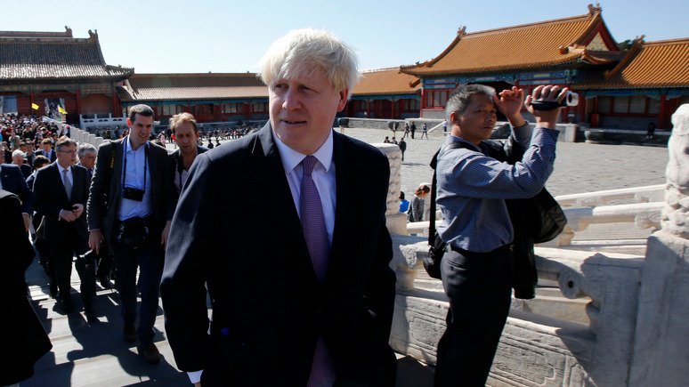 Эксперт: в поисках союзников и денег Борис Джонсон может обратиться даже к Китаю