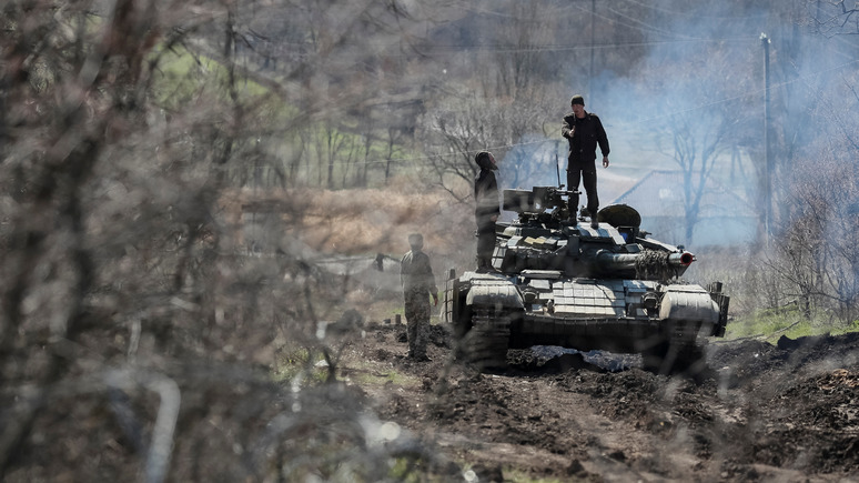 Эксперт: Киеву пора признать войну с Россией на законодательном уровне
