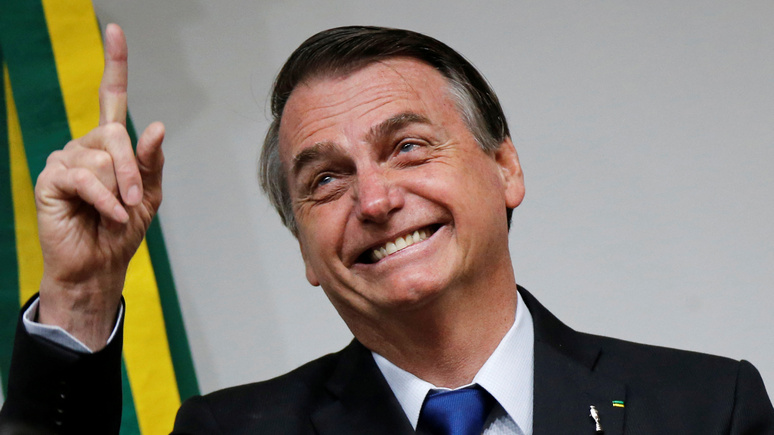 L’express: «ходите в туалет через день» — президент Бразилии нашёл решение экологических проблем
