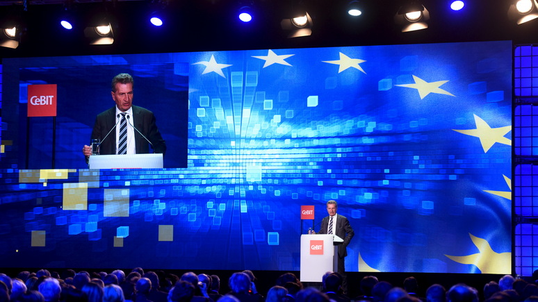 Йошка Фишер: отставание Европы в цифровых технологиях может сделать её зависимой от США и Китая