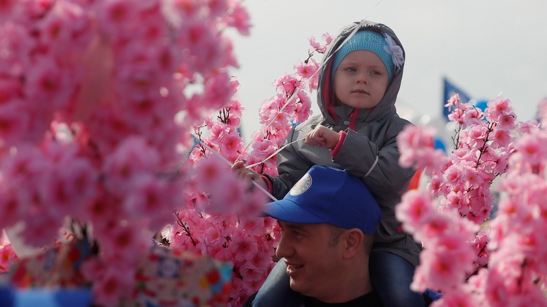 Welt: российские отцы наконец начали интересоваться заботой о детях