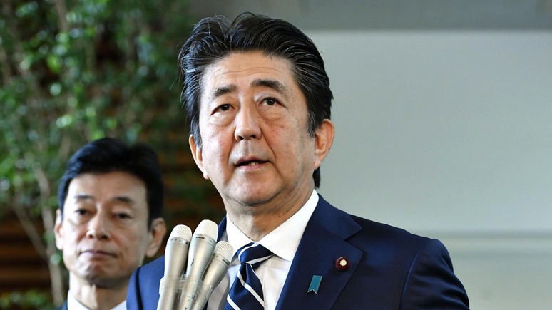 Mainichi: Абэ пообещал вывести переговоры по миру и Курилам «на новый уровень»