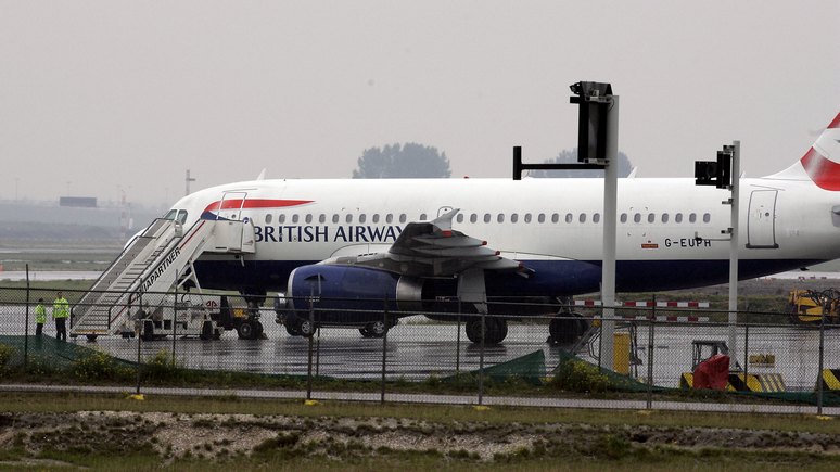 Times: британским авиалиниям грозит забастовка нескольких тысяч пилотов