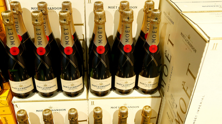 Sky News: теперь брексит не страшен — в Британии как следует затарились французским шампанским