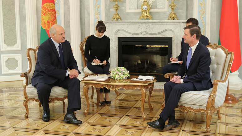 CNN: оттепель в отношениях с Вашингтоном даст Минску шанс на смягчение санкций