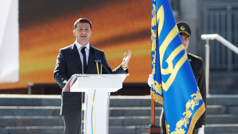 Зеленский: Киев будет добиваться прекращения войны политико-дипломатическим путём 