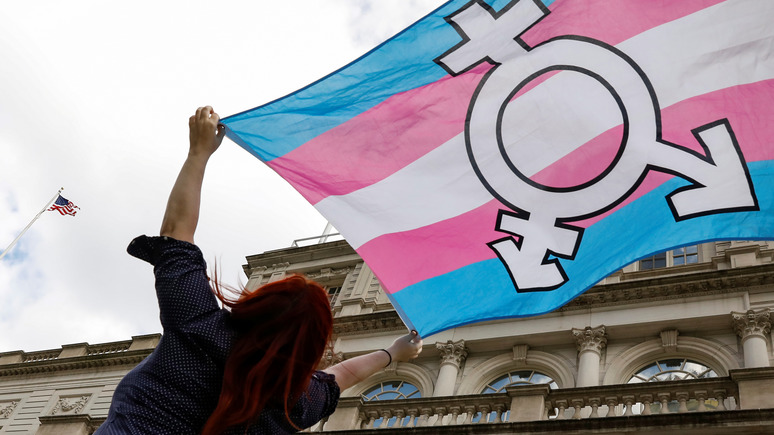 Sky News: сотни британских трансгендеров жалеют о смене пола