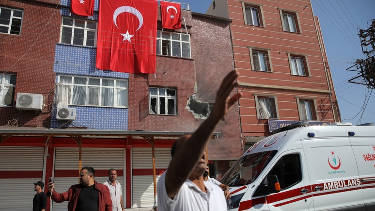 Guardian: Эрдоган смог невозможное — объединить всех игроков против себя