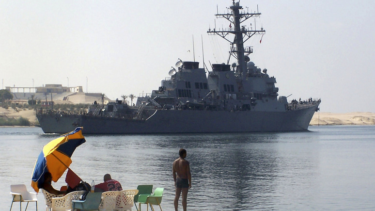 Корреспондент: в порт Одессы зашёл американский эсминец с плановым визитом